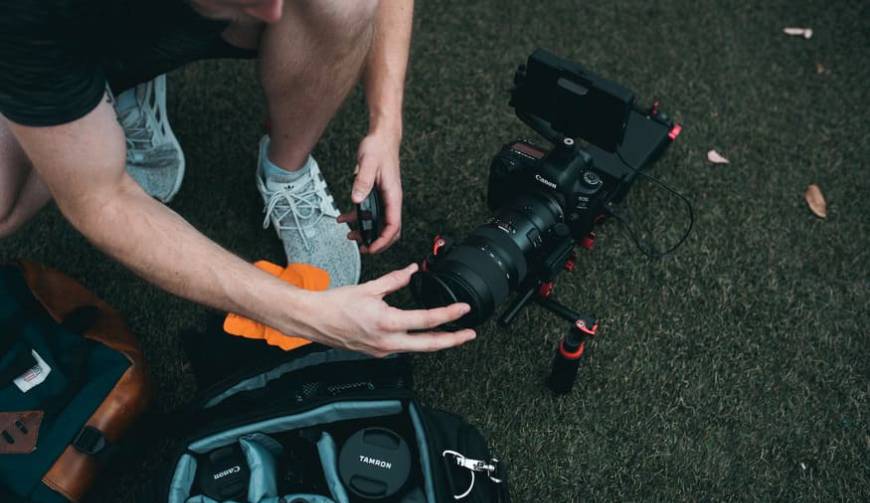 色彩心理学×动态美学，安居区产品视频拍摄公司唤醒感官冲击力